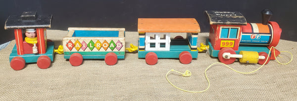 Vintage Fisher Price 999 Huffy Puffy Train