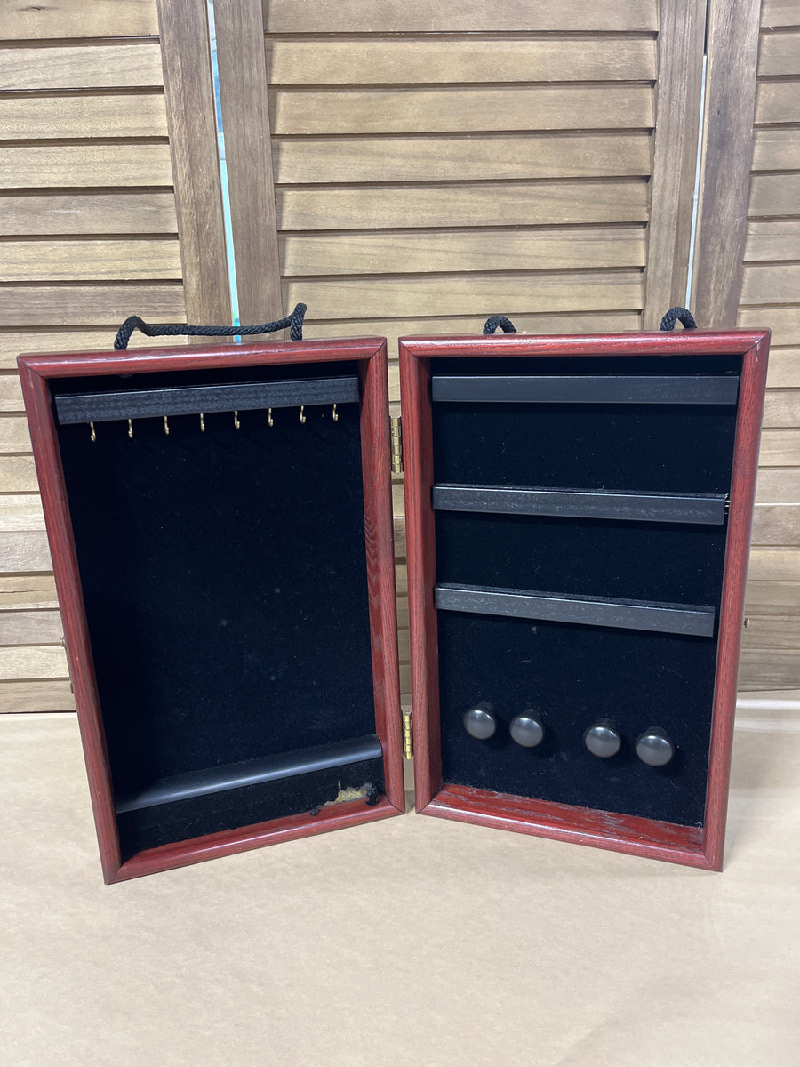 Showcases To Go Double Sided Jewelry Storage/Display Box Williamsburg