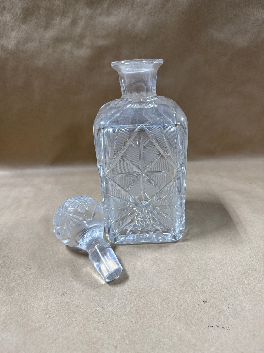 Genuine Hand Cut Lead Crystal Decanter Made In Poland 2 Available genuine-hand-cut-lead-crystal-decanter-made-in-poland-2-available