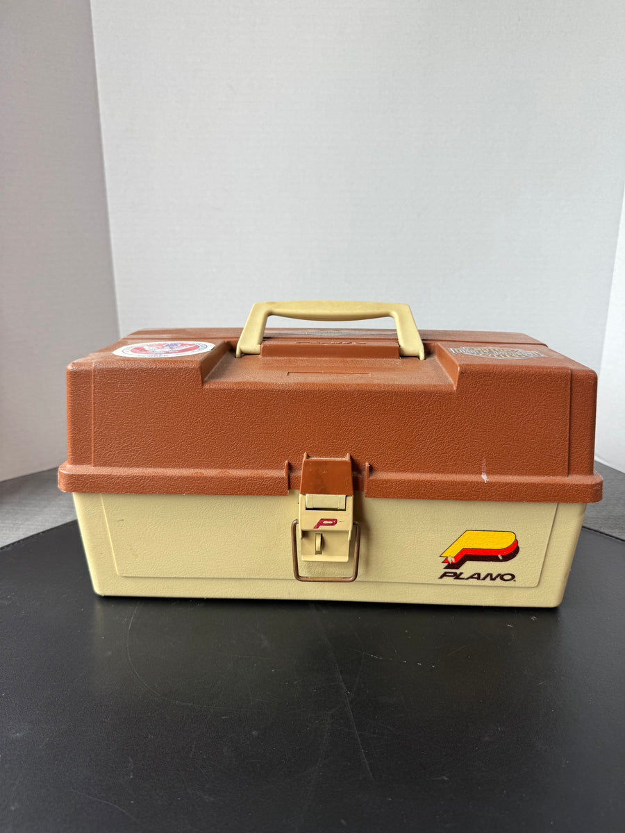 Plano Vintage Plastic Expanding Tackle Box – Williamsburg Estate Services