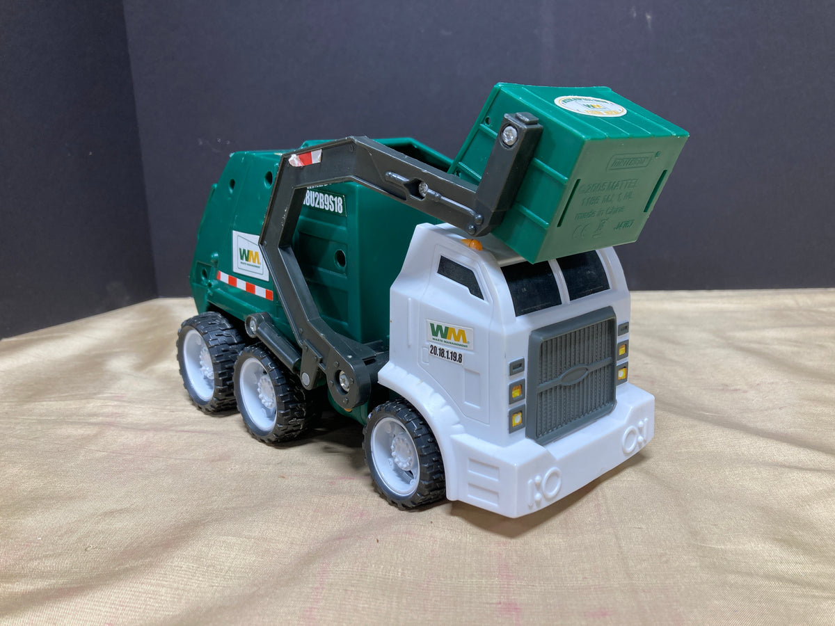 Matchbox Mattel Waste Management Garbage Truck Working Williamsburg
