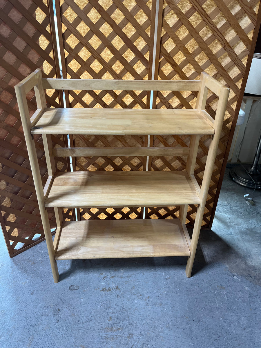 Lightweight Folding Shelf – Williamsburg Estate Services