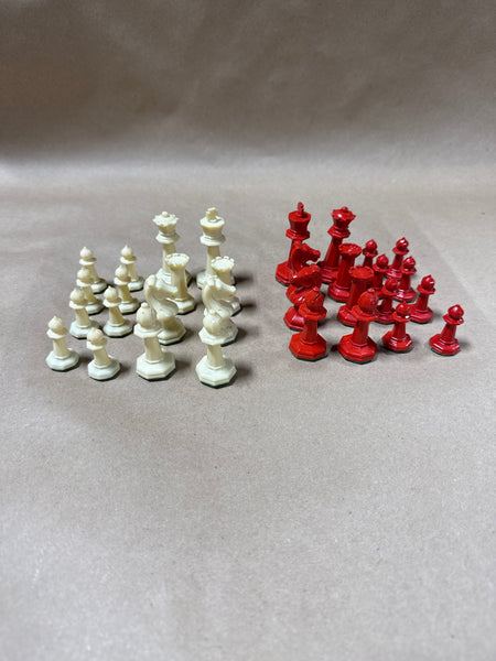 (A) Red And White Drueke Chess Pieces With Case — 32 Pieces