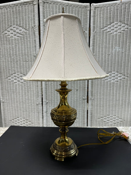 Ornate Heavyweight Vintage Brass Table Lamp (WORKS)