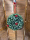 Christmas Hanging Boxwood Mistletoe