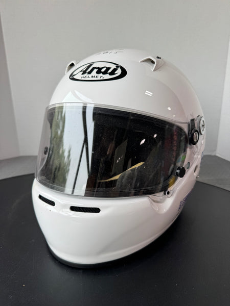 ARAI GP-5W White Closed Car Racing Helmet SIZE MEDIUM – Williamsburg Estate Services