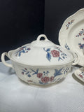 (C) 7-Piece Wedgwood Williamsburg Potpourri China Serving Set