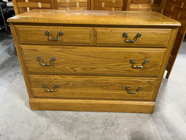 Ethan Allen Dresser