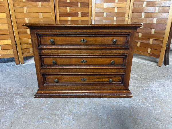 Petite Night Stand with (3) Drawers