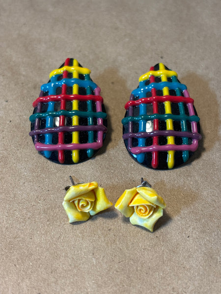 Pair of Earrings - G