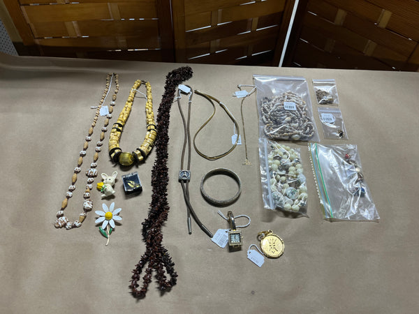 J-Jewelry Grab Bag, 15+ pieces of assorted jewelry items, FINAL SALE