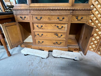 Drexel Hutch ***HEAVY ITEM***