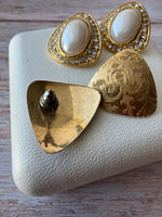 (B) Pair of Gold Tone Earrings