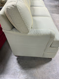 Thomasville Sofa***HEAVY ITEM***READ DETAILS ON PICK UP POLICY***