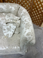 Curved Sofa, Unbranded, Cream/Champagne Color Tone***HEAVY ITEM***
