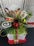 (A) Metallic Mesh Lighted Decorative Holiday Gift Stack (WORKS)