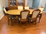 Thomasville Dining Table with 6 Chairs, 2 Leaves, and Pads***HEAVY ITEM***READ DETAILS ON PICK UP POLICY***