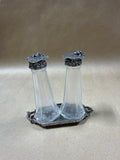 La Contessa Frog On Lilly Pad Salt And Pepper Shakers With Tray
