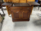 Stoneleigh Server on Casters***HEAVY ITEM***READ DETAILS ON PICK UP POLICY***
