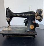 Singer 1920/30’s Vintage Treadle Metal Sewing Machine