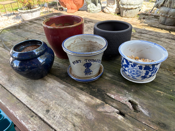 A-Lot of Five Small Ceramic Planters