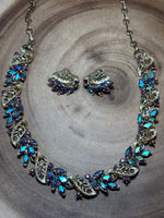 Vintage Lisner Gold Tone/IridescentNecklace & Screw On Earring Set