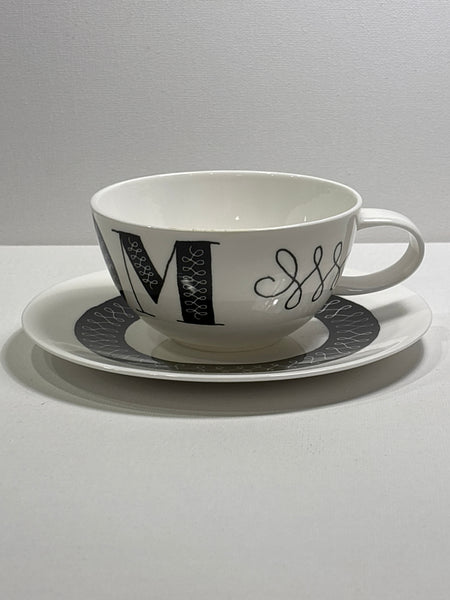 “Mom” Crate & Barrel Cup/Saucer