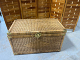 B-Wicker Trunk