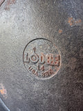 Lodge #14 Cast Iron Skillet with Pour Spouts