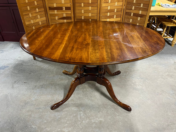 Statton Centennial Dining Table with (2) Leaves, NO CHAIRS ***HEAVY ITEM***