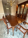 Dining Set: Table, 2 Leafs, Table Pads, and (6) Chairs ***HEAVY ITEM***READ DETAILS ON PICK UP POLICY***