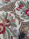French Country Style Floral Wool Hook Accent Rug