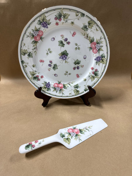 (B) Fruit Berries Cake Plate And Pie Server Andrea by Sadek