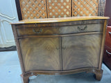 Holzheimers Cleveland Buffet/Cabinet**HEAVY ITEM***READ DETAILS ON PICK UP POLICY***