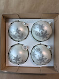 Vitbis Silver Glittery Ornaments - 8 Ornaments