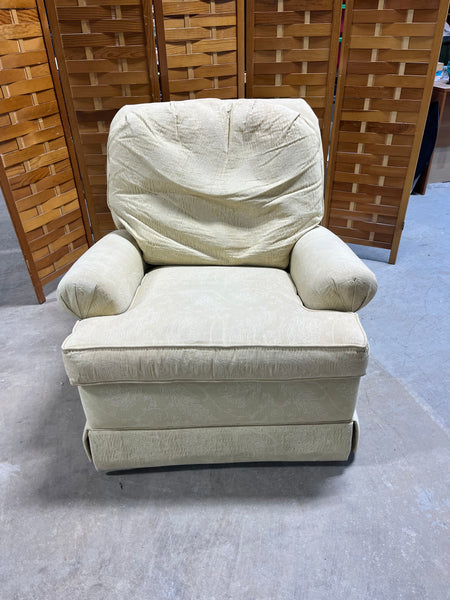 A-Norwalk Furniture Swivel Rocking Recliner***HEAVY ITEM***READ DETAILS ON PICK UP POLICY***