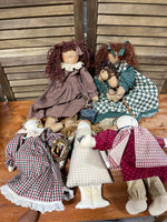 Basket of Cloth/Fabric Dolls, 5 pc