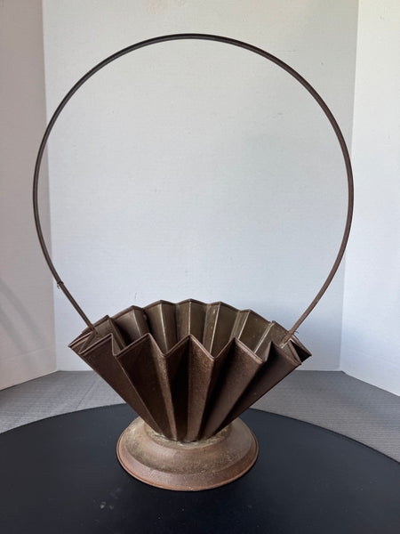 Rustic Vintage Pleated Metal Hearth Basket