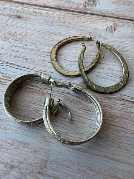 (I) Pair of Silver Tone Earrings