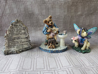 (A) 3 Piece Lot of Assorted Boyd's Bear Figurines