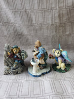 (A) 3 Piece Lot of Assorted Boyd's Bear Figurines