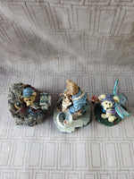 (A) 3 Piece Lot of Assorted Boyd's Bear Figurines