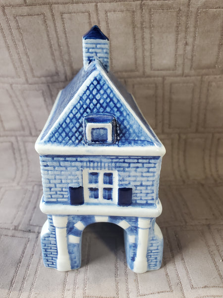 Delft Blue Nieuwport Holland Ceramic House Figurine