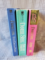 (C) Lot of 3 Paperback Danielle Steel Novels