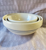 Vintage Set of Marshall Pottery Nesting Mixing Bowls