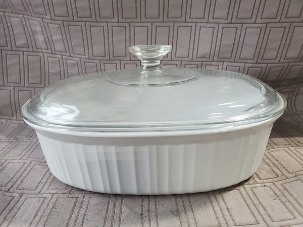 Corning Ware French White F-2-B 2.5 Qt Covered Casserole Dish