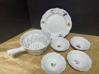 Cordon Bleu International Fruit Strainer w/Plate and Fruit Bowls, 5 Piece Set