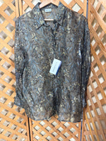 Woman’s Size 44 Floral Button Up Blouse