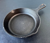 Lodge #2 Cast Iron Skillet with Pour Spouts