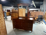 Thomasville Triple Dresser with Mirror***HEAVY ITEM***READ DETAILS ON PICK UP POLICY***